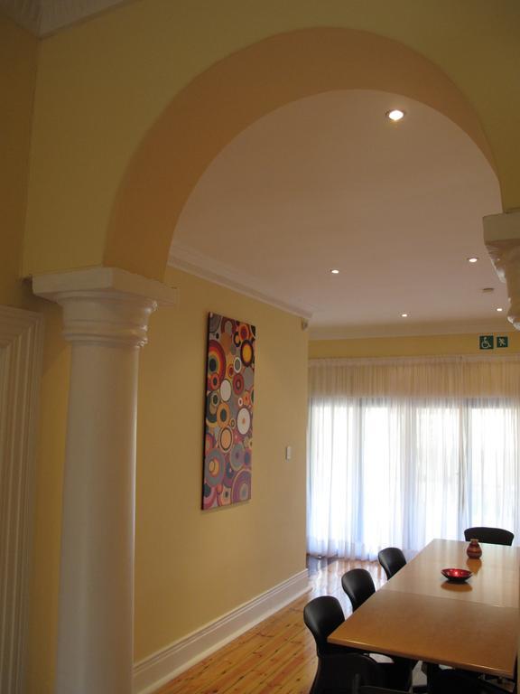 The Crescent Guesthouses - Bnb/Self Catering Durban Kültér fotó