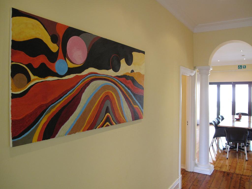 The Crescent Guesthouses - Bnb/Self Catering Durban Kültér fotó